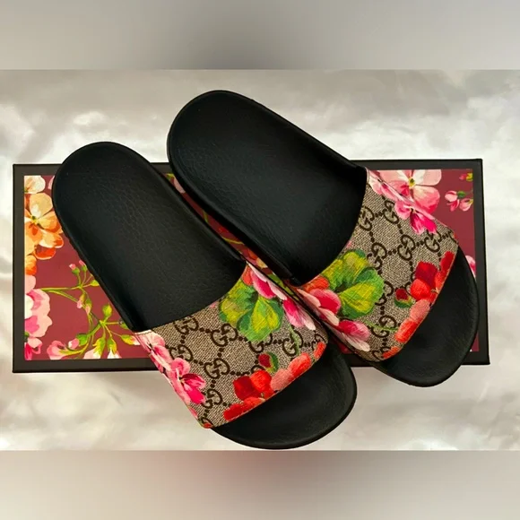 EUC Gucci Slides - Pursuit Slide Sandal (Women) - Picture 2 of 14